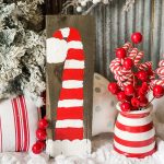 how to paint a whimsy santa hat on wood