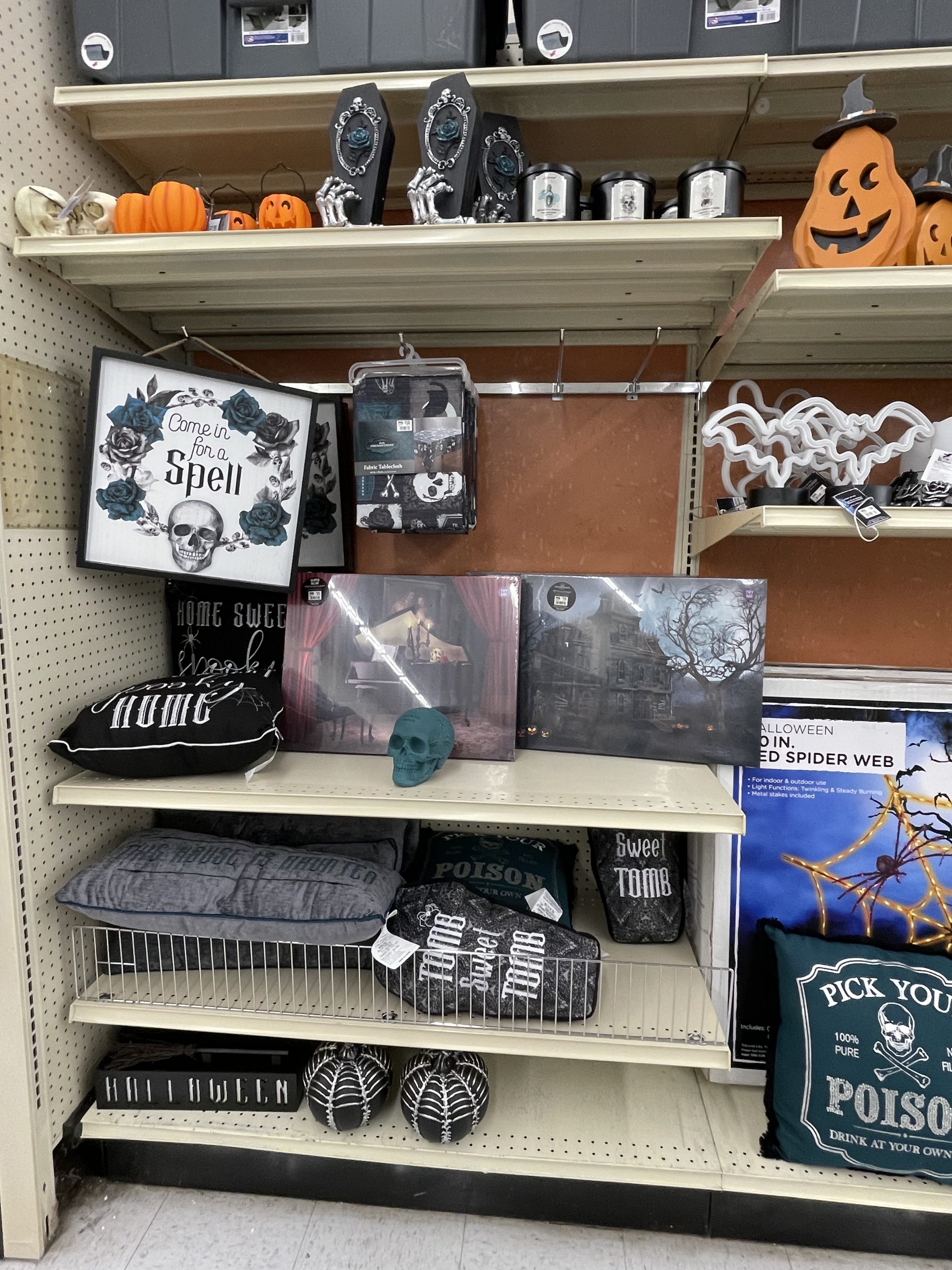 Big lots discount halloween 2020