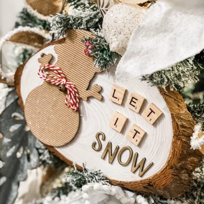 diy snowman wood slice sign