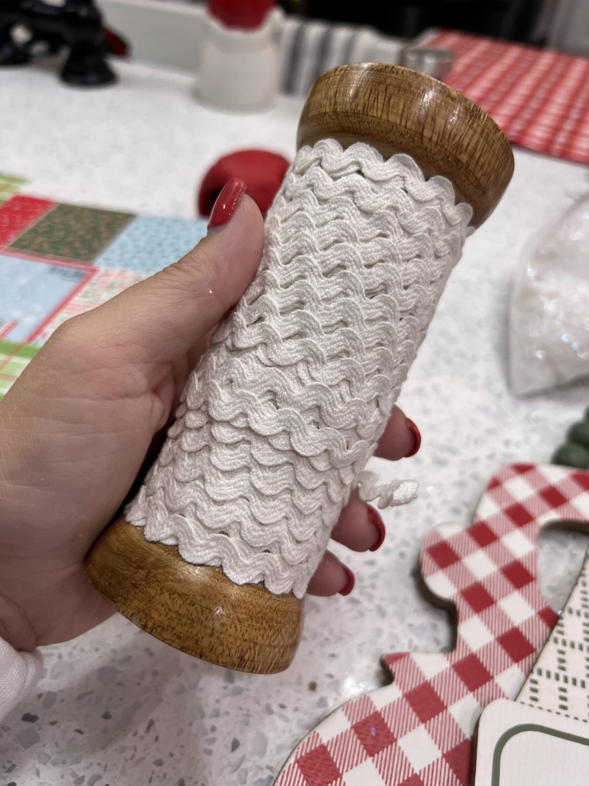 dollar general christmas sign makeover ReFabbed