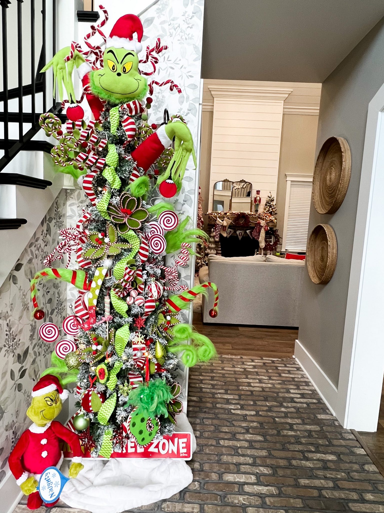 Grinch Inspired Christmas Tree Re Fabbed Grinch Themed Tree Whimsical2 1536x2048