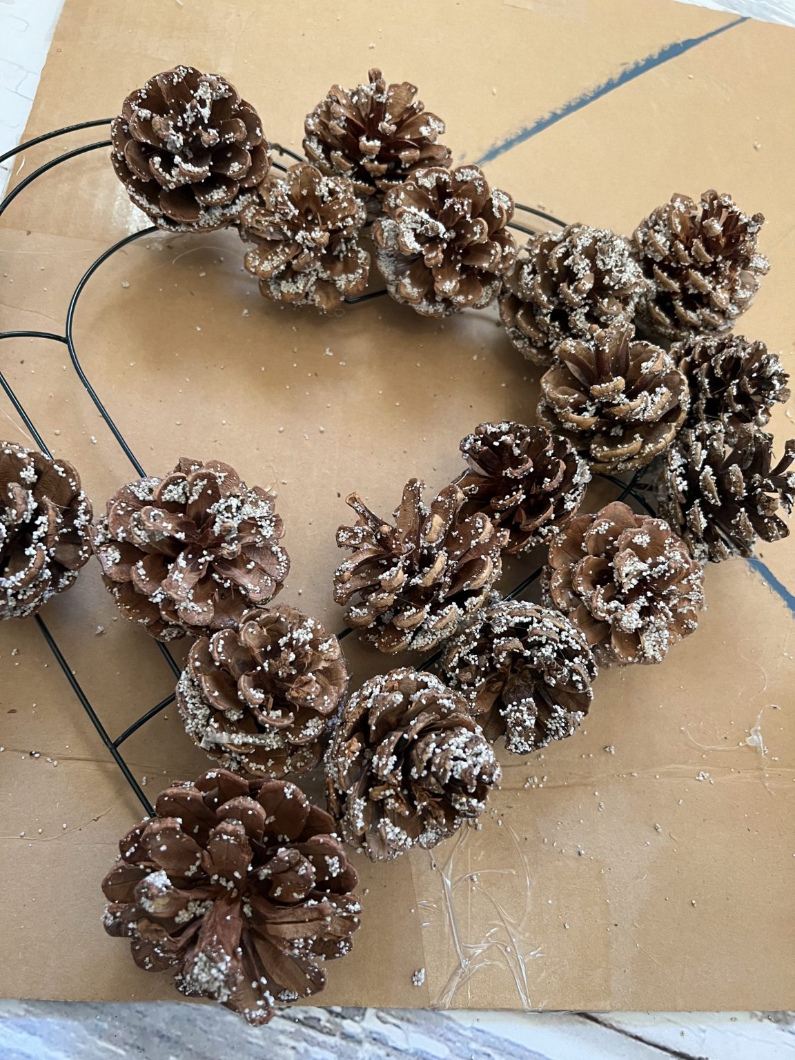 diy pinecone heart wreath ReFabbed