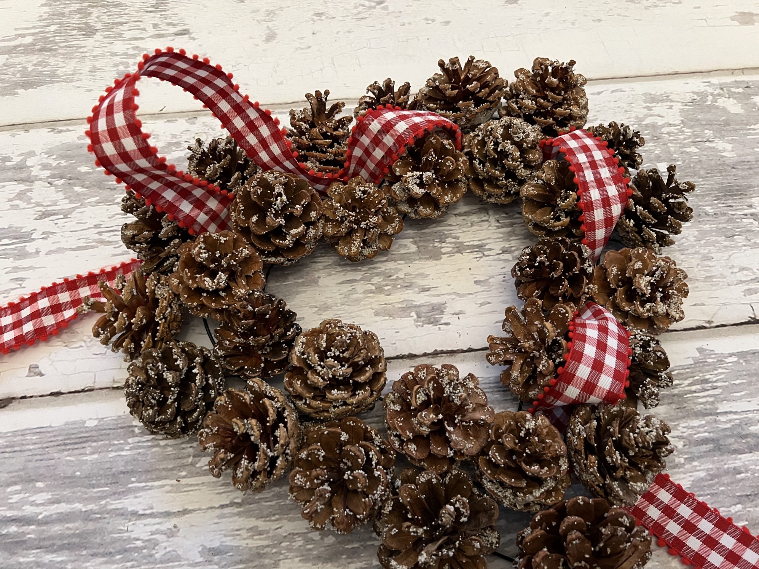 diy pinecone heart wreath ReFabbed