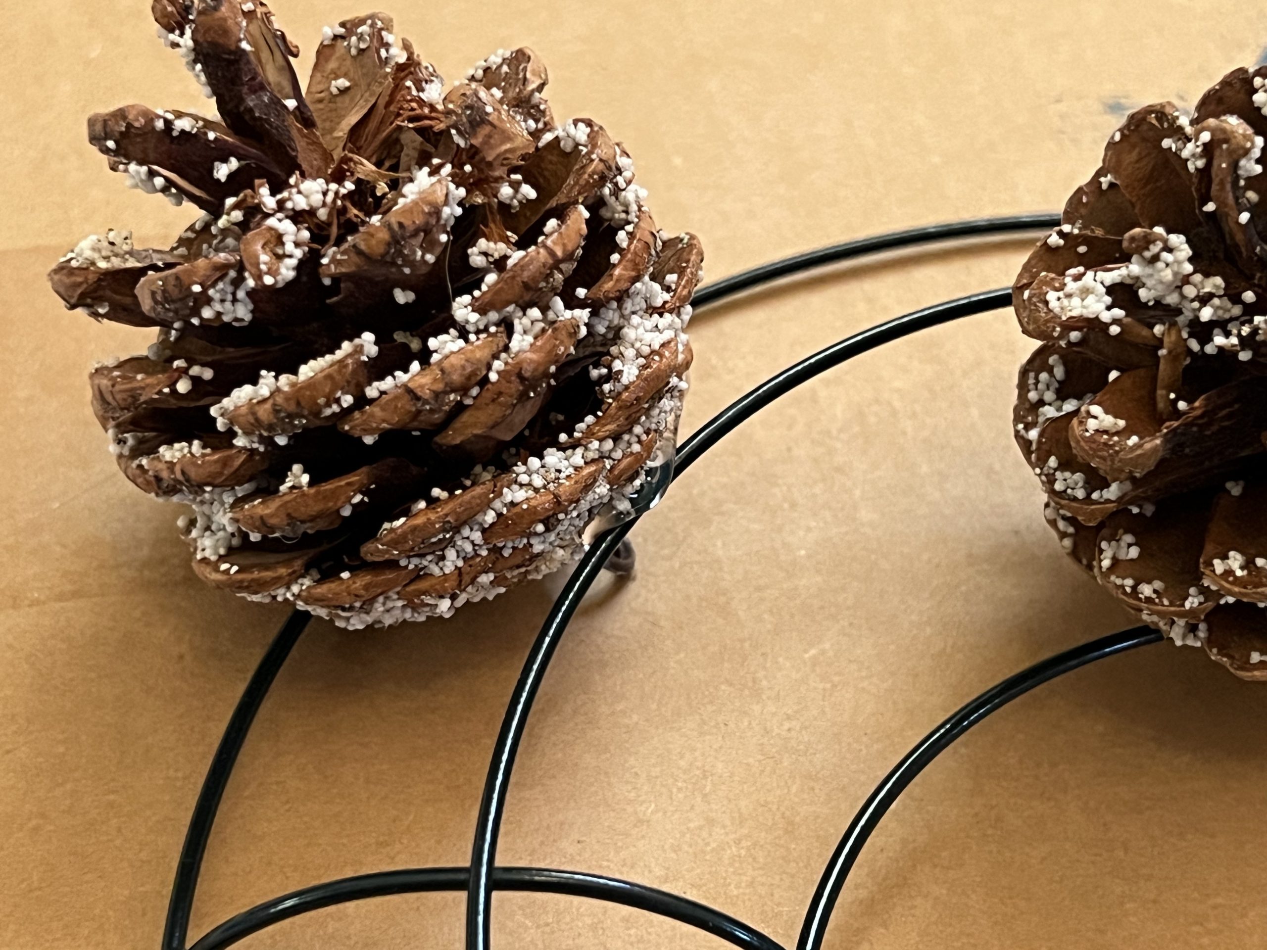 diy pinecone heart wreath ReFabbed
