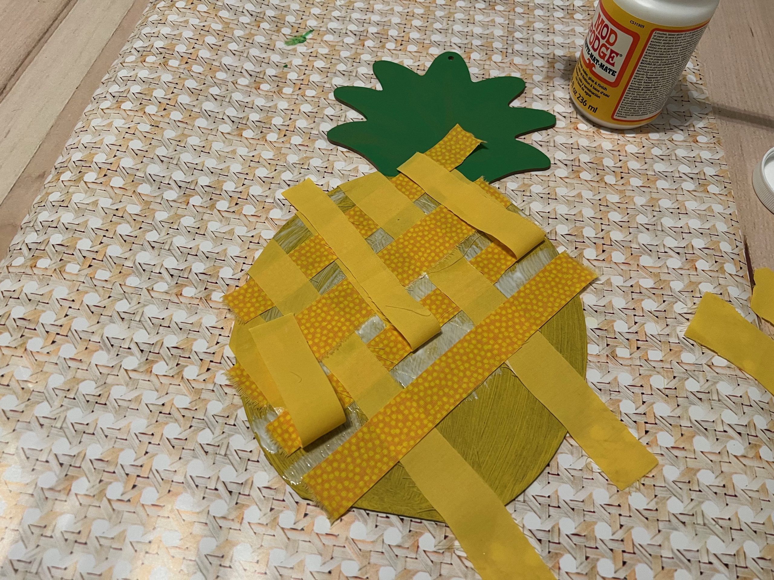 DIY Pineapple Pin Cushion from the Dollar store!