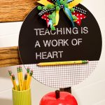 how to make over a dollar tree teacher sign