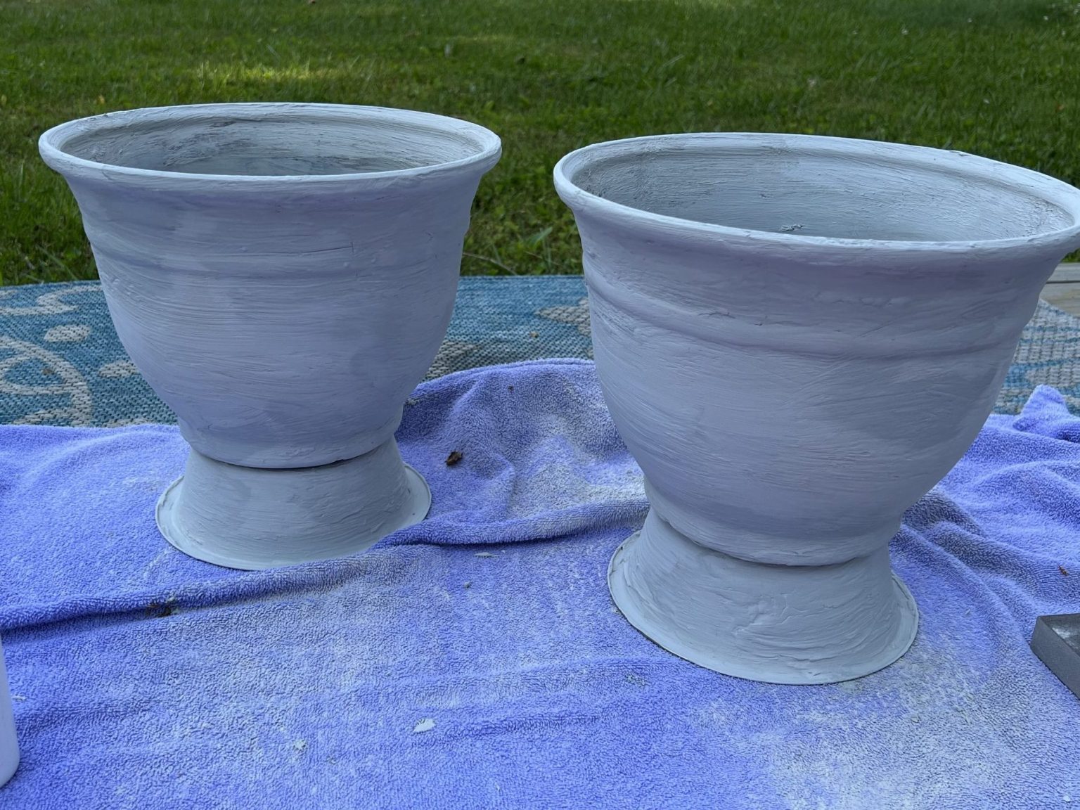 how to make a diy faux concrete planter ReFabbed