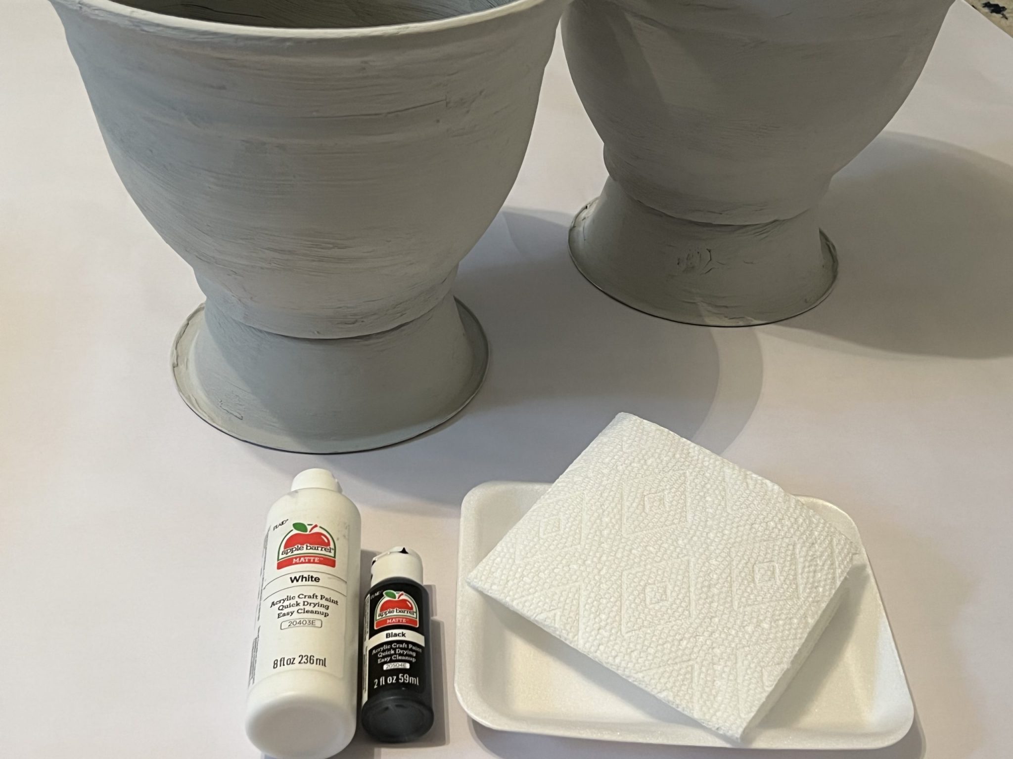 how to make a diy faux concrete planter ReFabbed