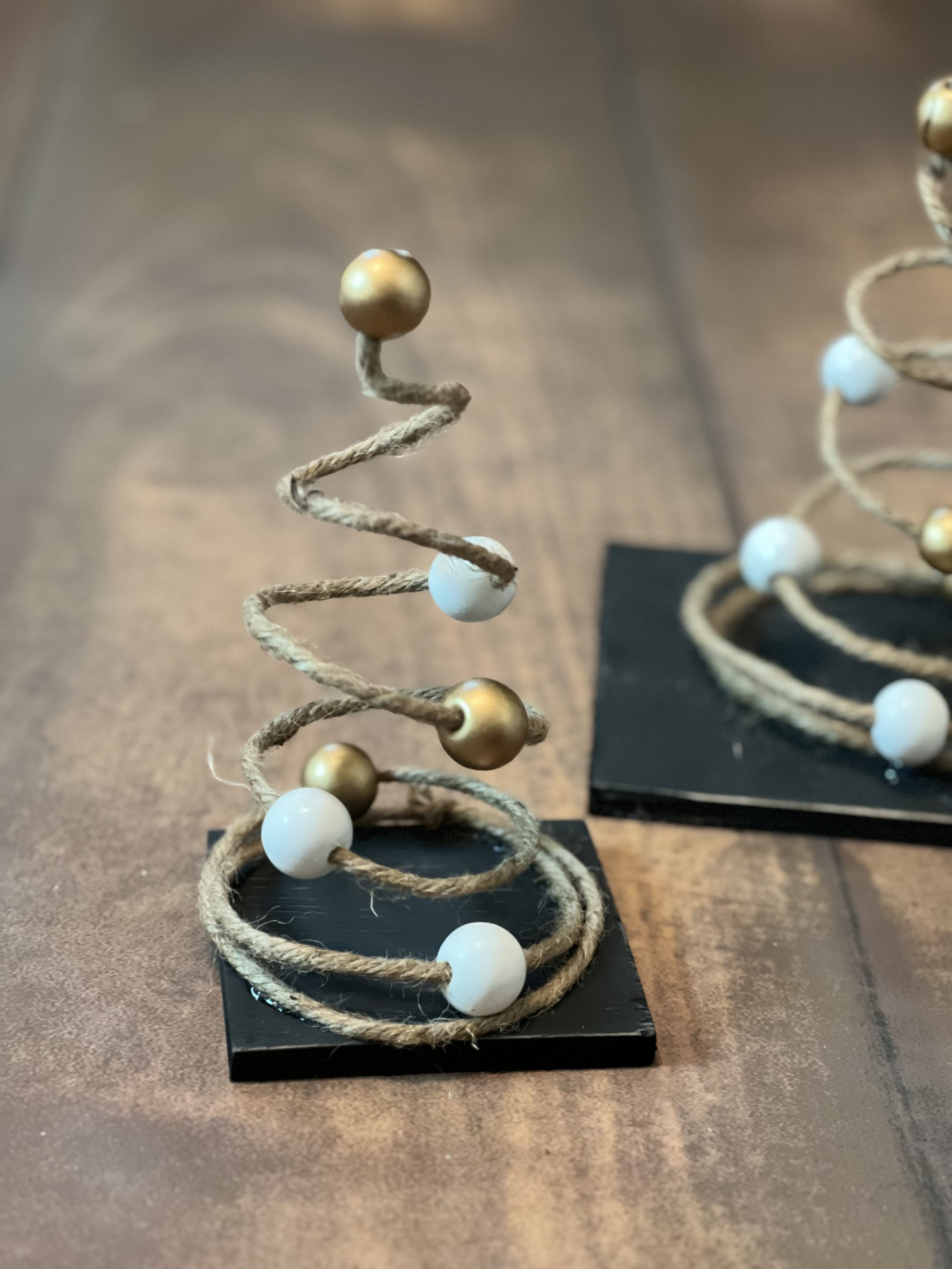 how to make diy spiral trees with wired jute ReFabbed