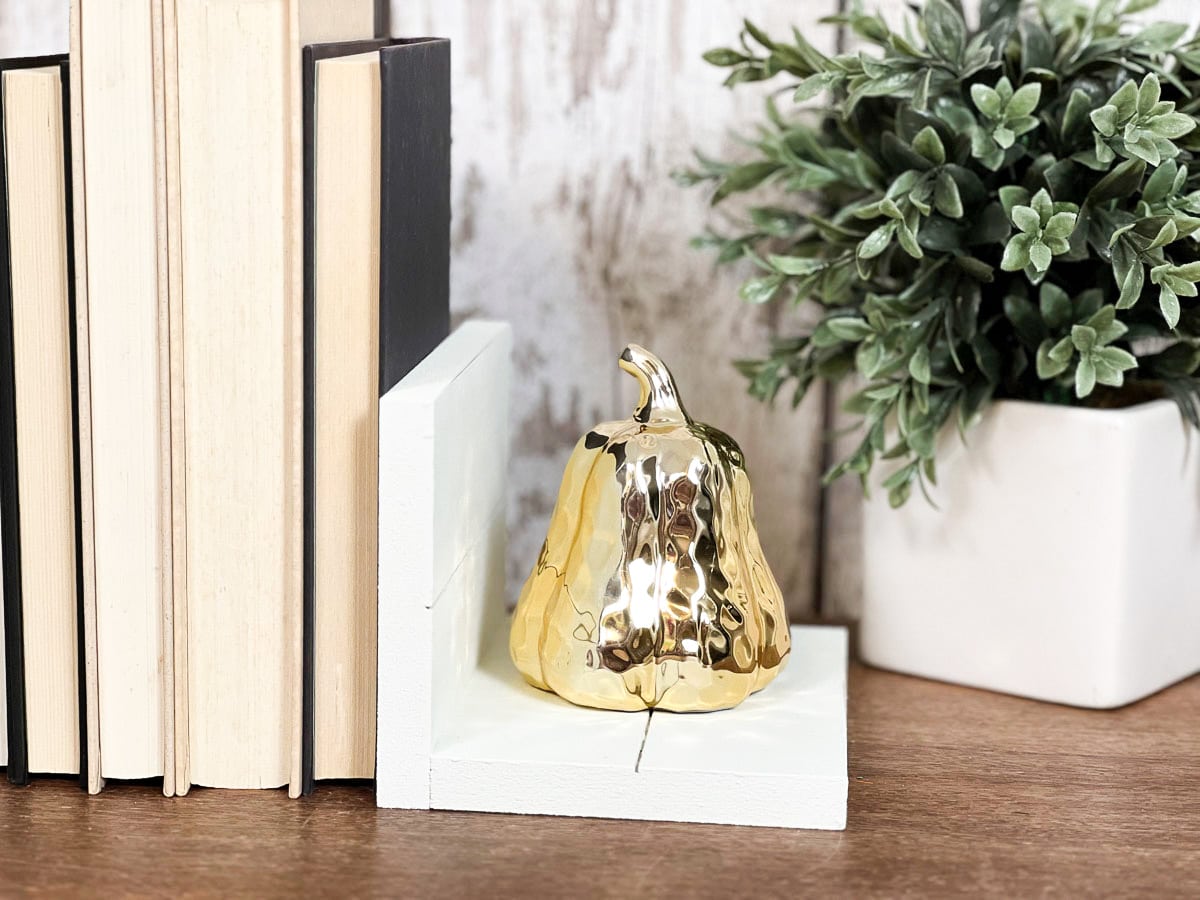 how to make bookends with dollar tree supplies ReFabbed