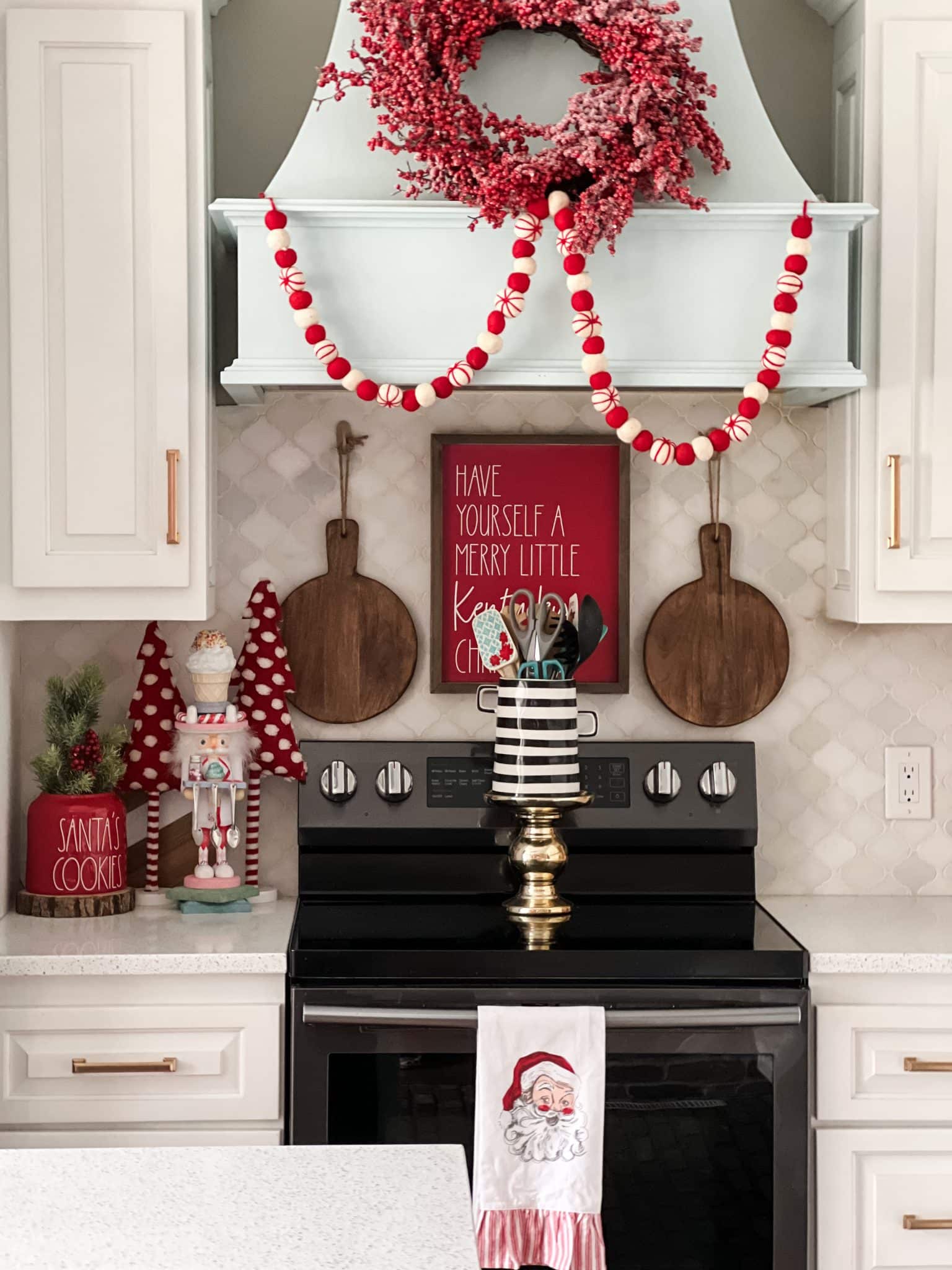 christmas kitchen inspiration with red and white - Re-Fabbed